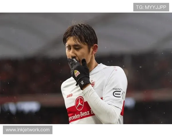 拜仁训练迎利好戴维斯穆西亚拉伊藤洋辉恢复个人训练状态良好